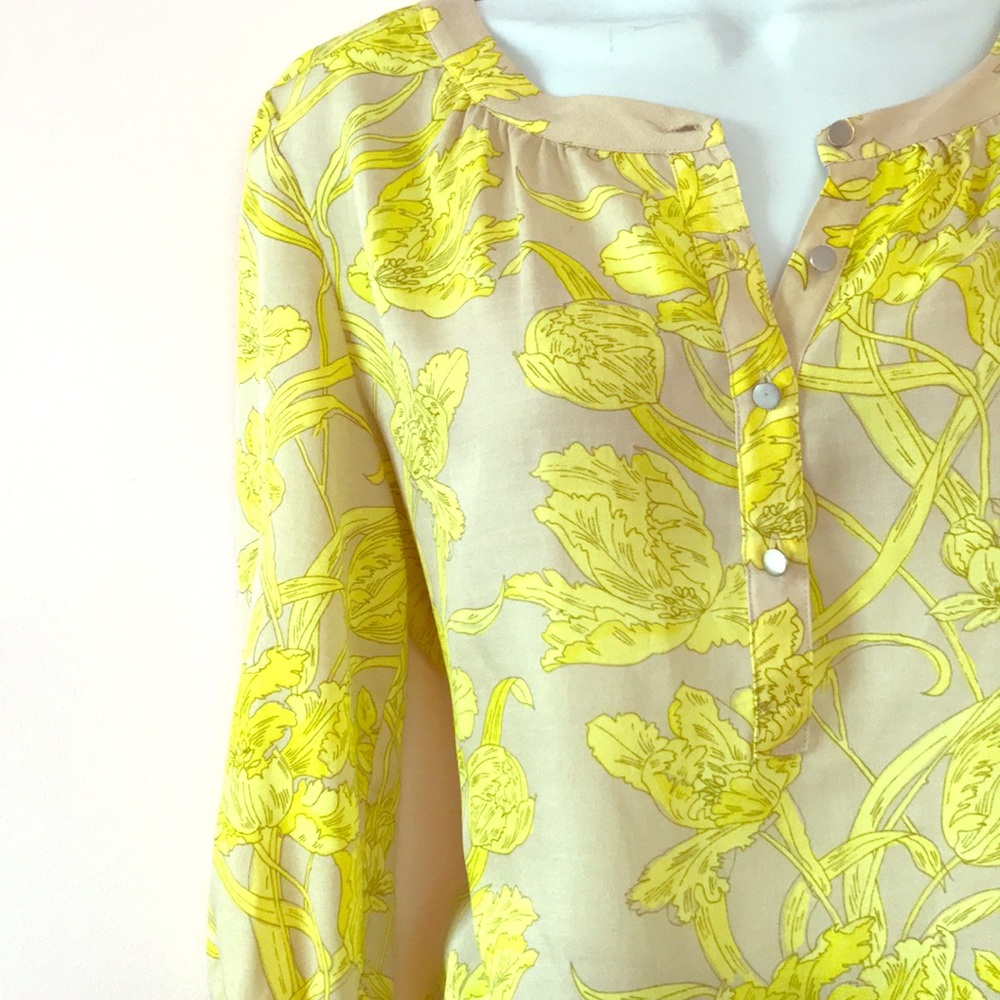 NWOT Banana Republic Blouse
